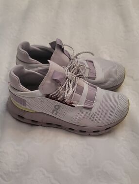 On Running Women's Lilac/White Athletic Sneakers
